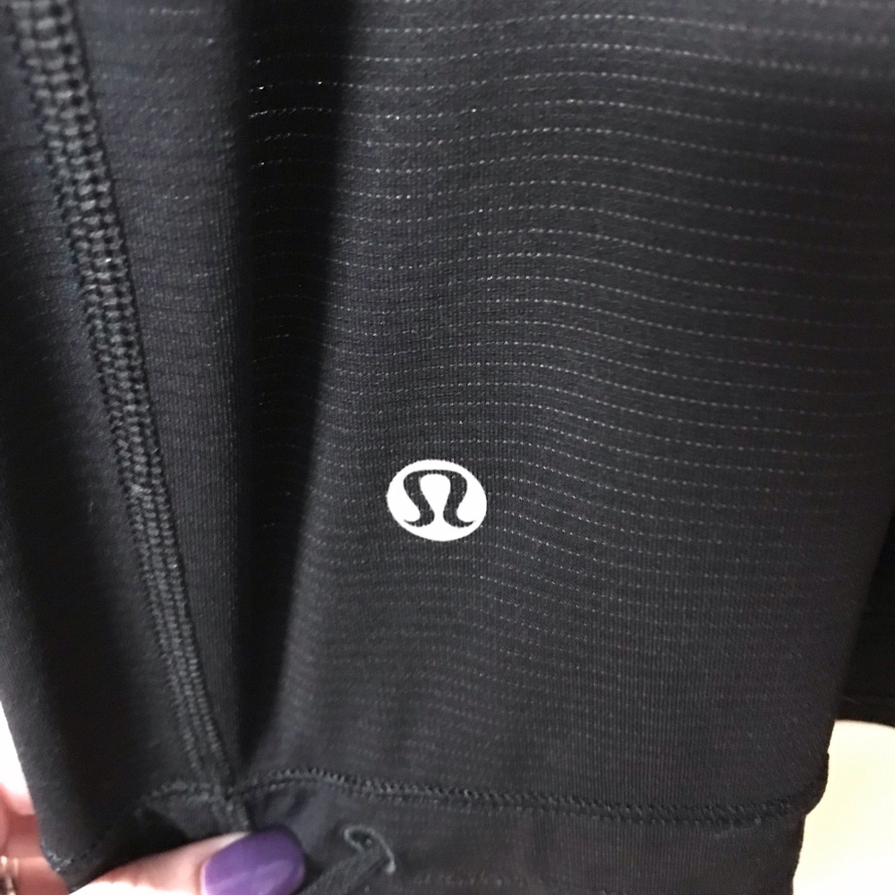 Lululemon Tanktop - Picture 3 of 3